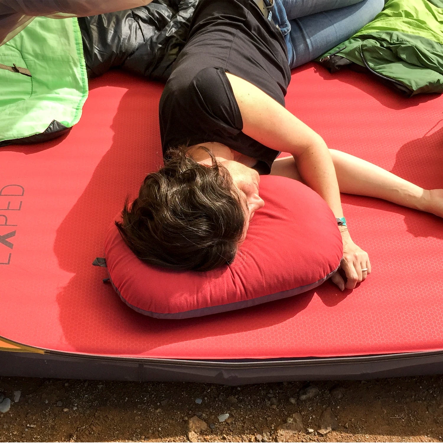 Exped DownPillow Inflatable Air Pillow - Large 4 Exped DownPillow Inflatable Air Pillow - Large - Image 2