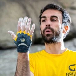 Grivel Star Crack Glove 8 Grivel Star Crack Glove -Outdoor Research Store Grivel Star Crack Glove 03