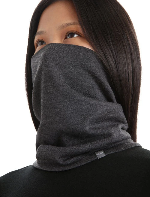 Icebreaker Apex Chute Neckwear 5 Icebreaker Apex Chute Neckwear - Image 3