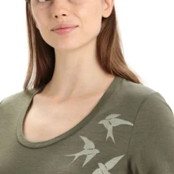 Icebreaker Tech Lite II Short Sleeve Scoop Womens T-Shirt - Swarming Shapes 14 Icebreaker Tech Lite II Short Sleeve Scoop Womens T-Shirt - Swarming Shapes -Outdoor Research Store Icebreaker Tech Lite II SS Scoop Swarming Shapes Loden 03