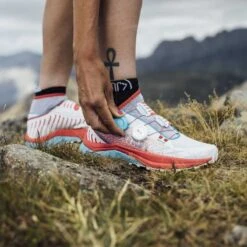 La Sportiva Jackal II Boa Womens Trail Running Shoe - White/Hibiscus -Outdoor Research Store La Sportiva Jackal II Boa w White Hibiscus 05