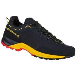 La Sportiva TX Guide Approach Shoe - Black/Yellow 15 La Sportiva TX Guide Approach Shoe - Black/Yellow -Outdoor Research Store La Sportiva TX Guide Black Yellow 01