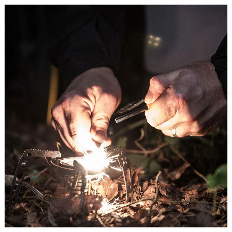 LIFESYSTEMS Life Systems Ferro Rod Firestarter 4 LIFESYSTEMS Life Systems Ferro Rod Firestarter - Image 2